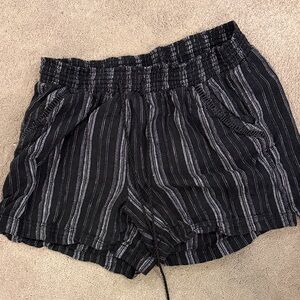 Briggs New York Black & Gray Striped Athletic Shorts
